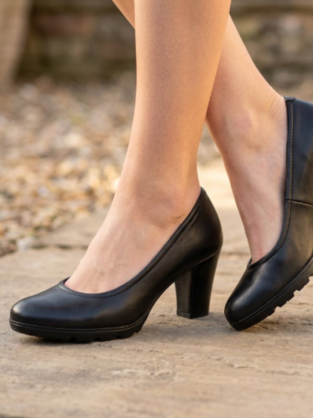 Tamaris Black Leather Comfort Touch It Shock Absorbing Block Heel Pumps